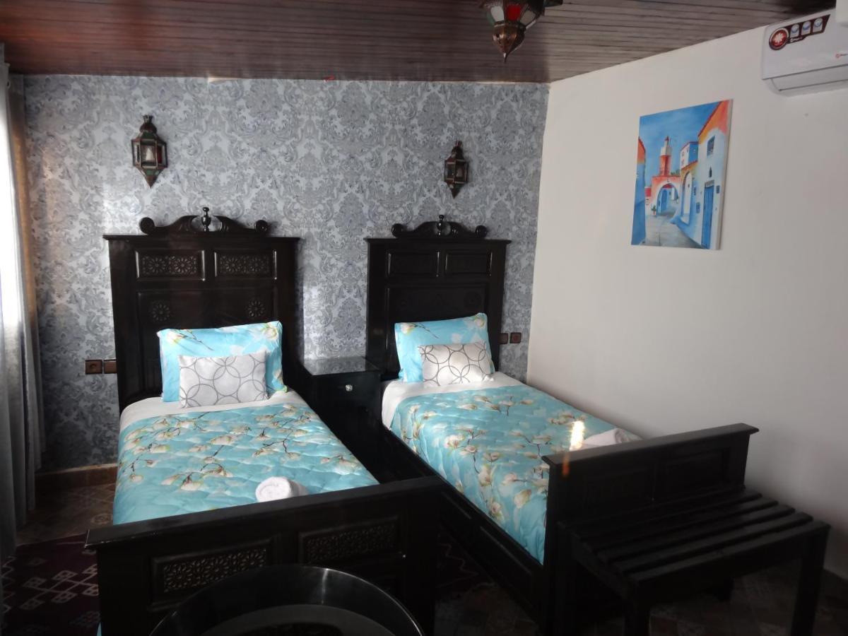 Hotel Pedro เชฟชาอูน ภายนอก รูปภาพ