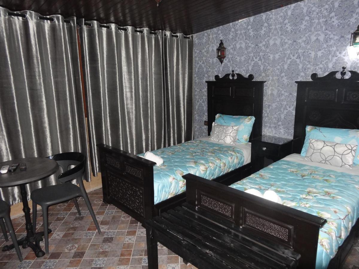 Hotel Pedro เชฟชาอูน ภายนอก รูปภาพ